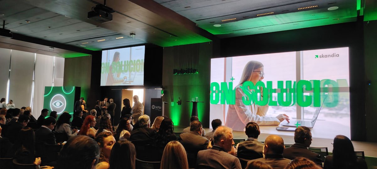 Congresos y Conferencias